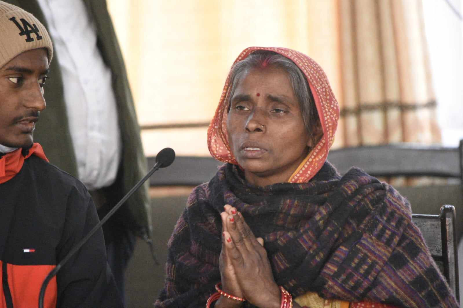 आरतीका आमा–बुबाको प्रश्न : गरिबलाई न्याय माग्ने अधिकार छैन ?